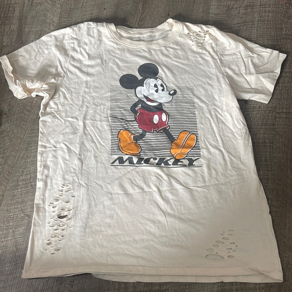 disney tee